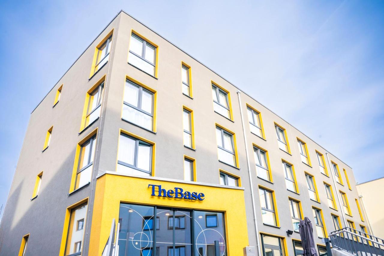Hotel The Base Berlin One Extérieur photo