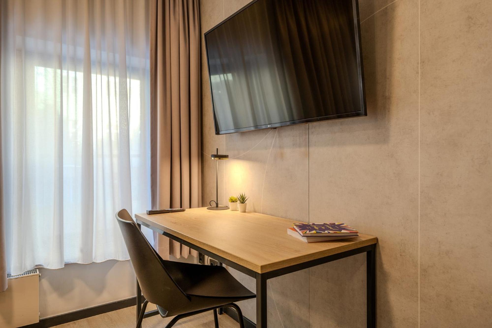 Hotel The Base Berlin One Extérieur photo