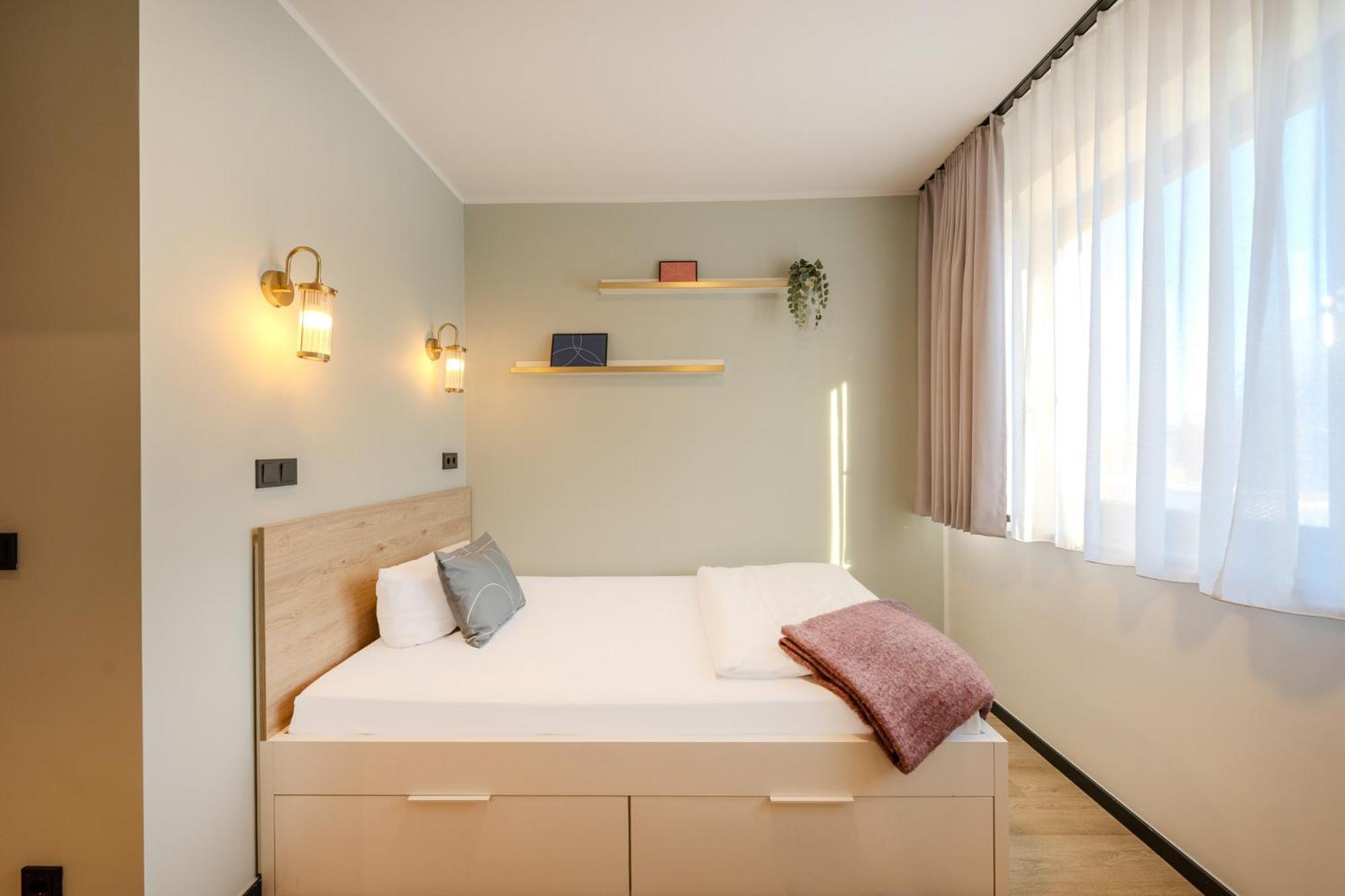 Hotel The Base Berlin One Extérieur photo