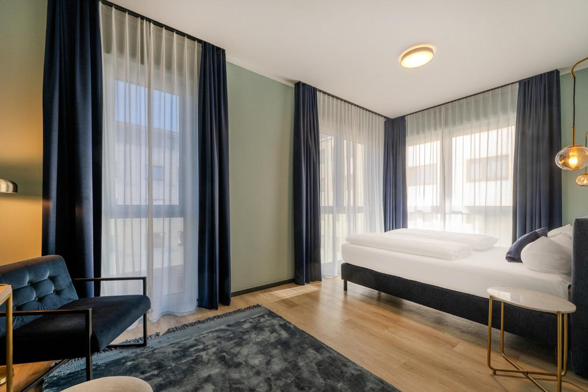 Hotel The Base Berlin One Extérieur photo